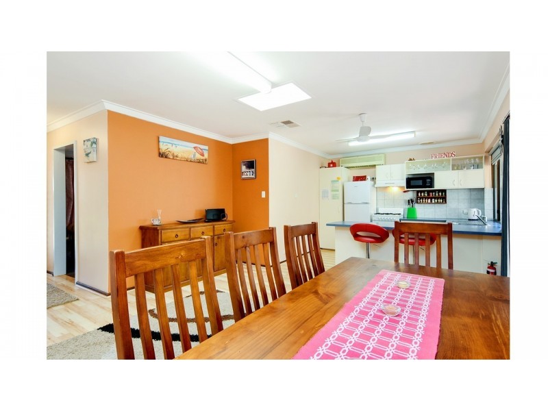 13 Hide A Way Vale, Preston Beach WA 6215