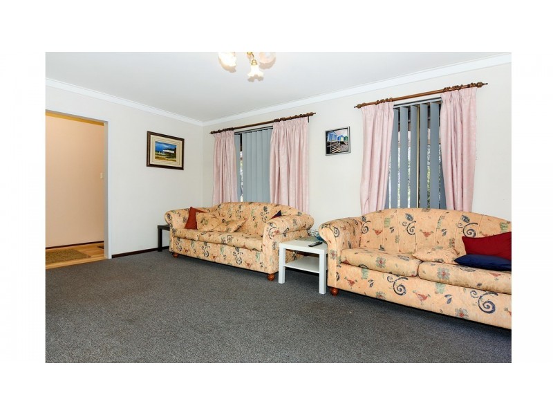 13 Hide A Way Vale, Preston Beach WA 6215