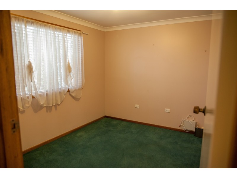 194 Ramsay Street, Centenary Heights QLD 4350