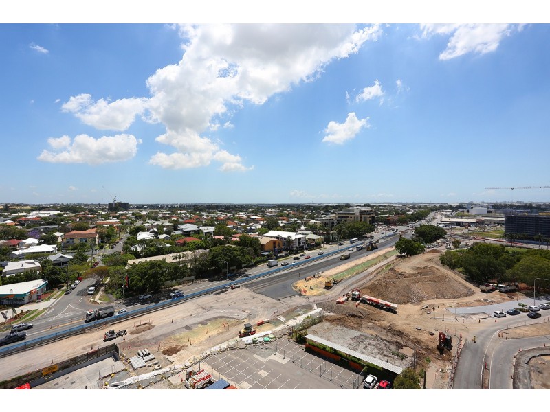 21204/8 Hercules Street, Hamilton QLD 4007