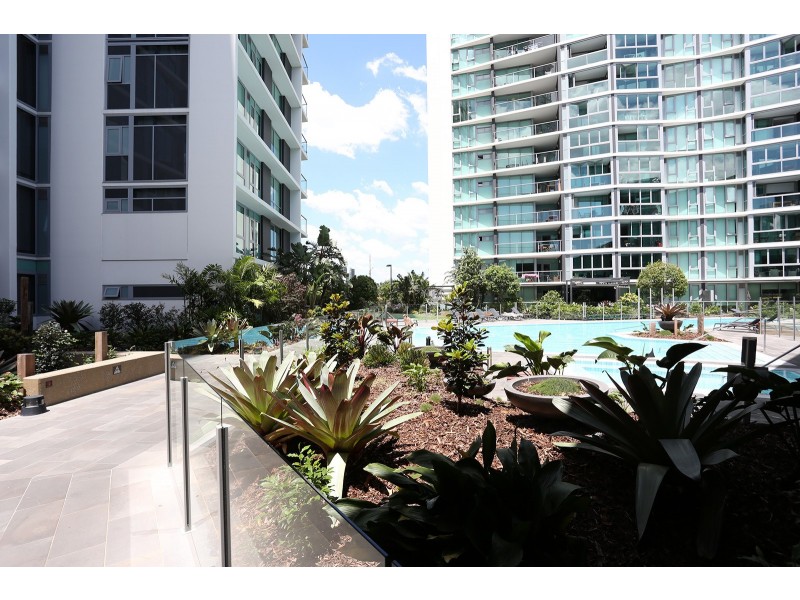 21204/8 Hercules Street, Hamilton QLD 4007