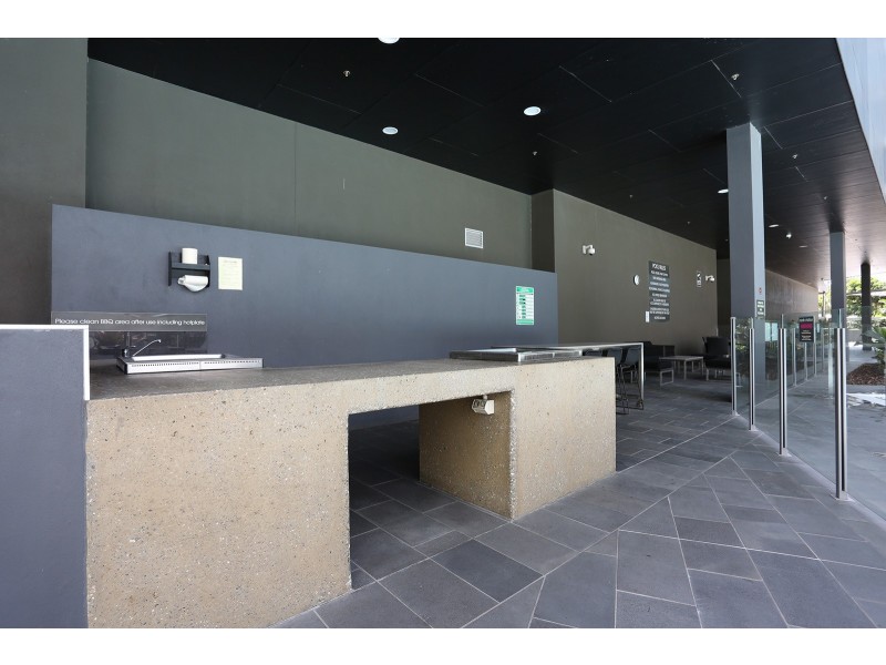 21204/8 Hercules Street, Hamilton QLD 4007