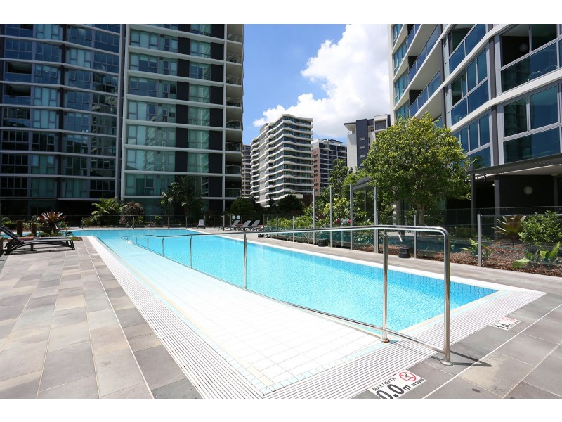 21204/8 Hercules Street, Hamilton QLD 4007