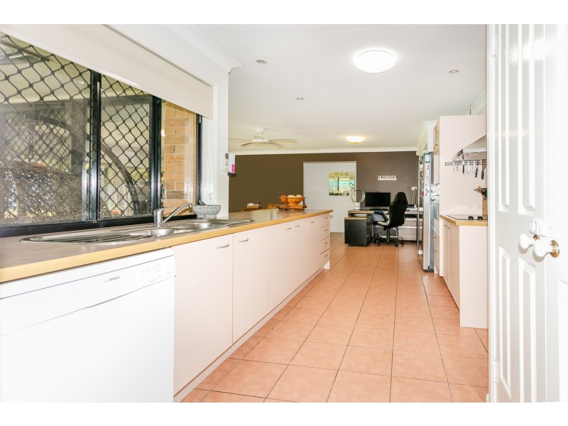 16 Ringtail Court, Narangba QLD 4504