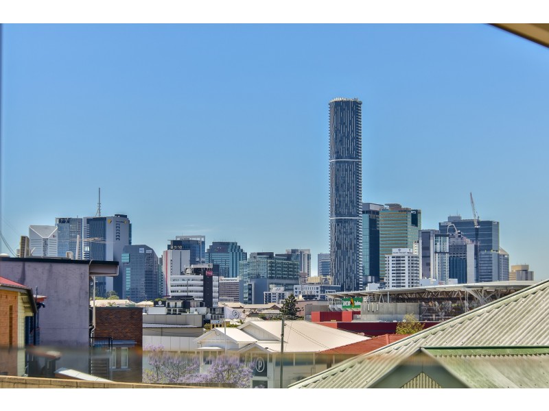 4 Ranley Grove, Paddington QLD 4064