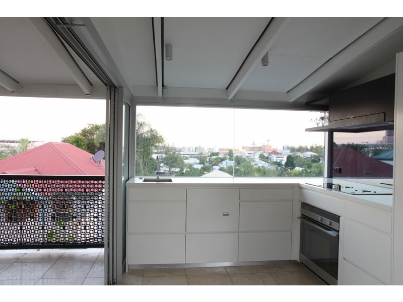 4 Ranley Grove, Paddington QLD 4064