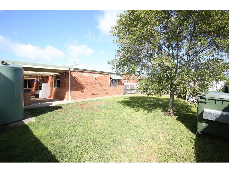 42/10-11 Dartmoor Drive, Cranbourne East VIC 3977
