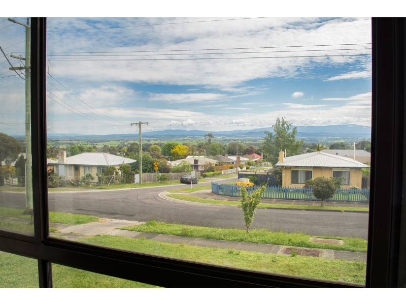 31 Margaret Street, Moe VIC 3825