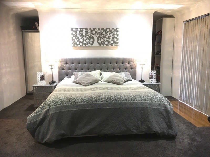 7 Bookara view, Lakelands WA 6180