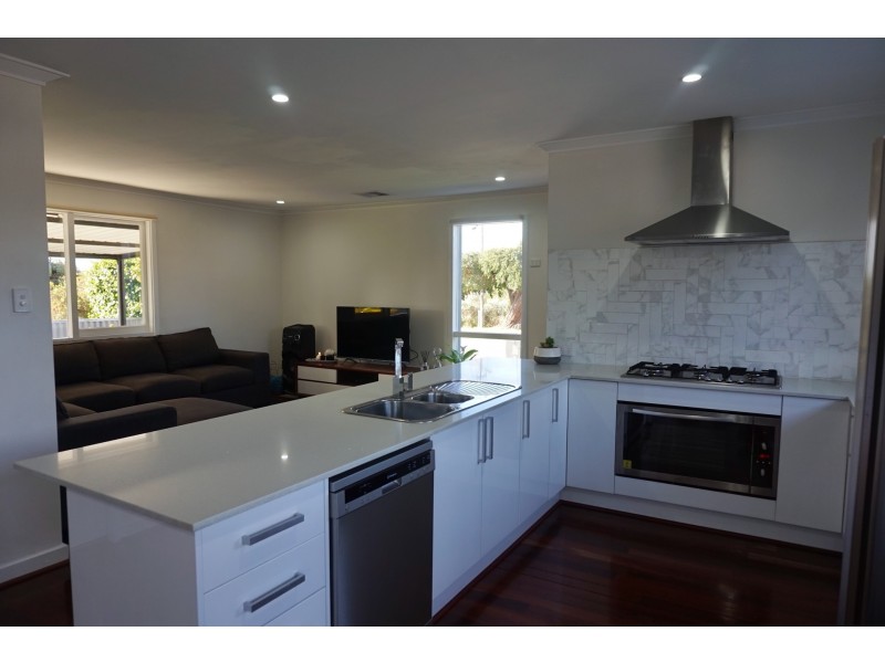 2 Albemarle Way, High Wycombe WA 6057