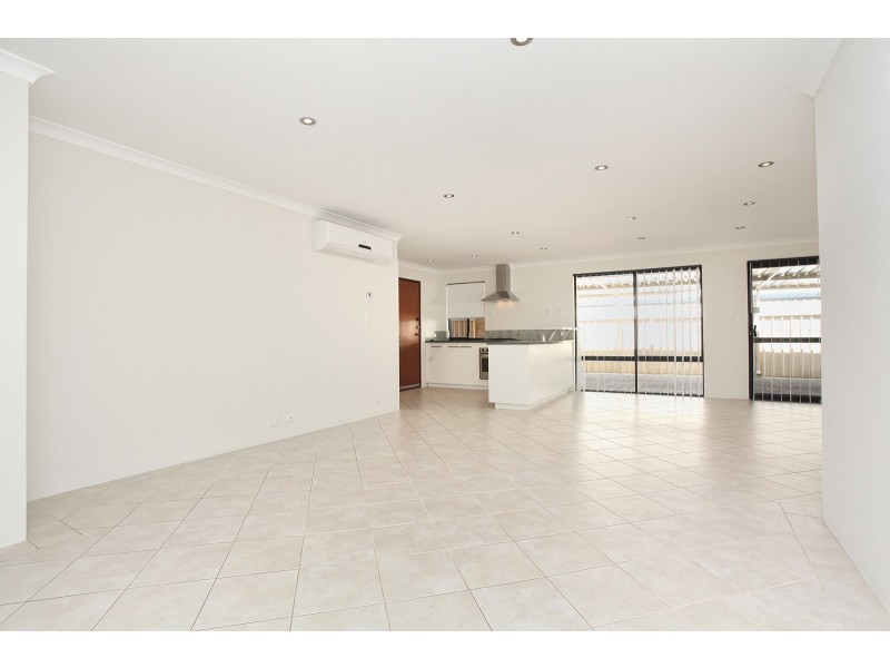 72 Hardey East Road, Wattle Grove WA 6107