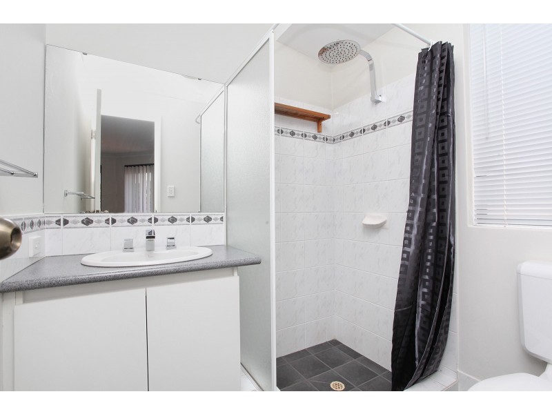 72 Hardey East Road, Wattle Grove WA 6107