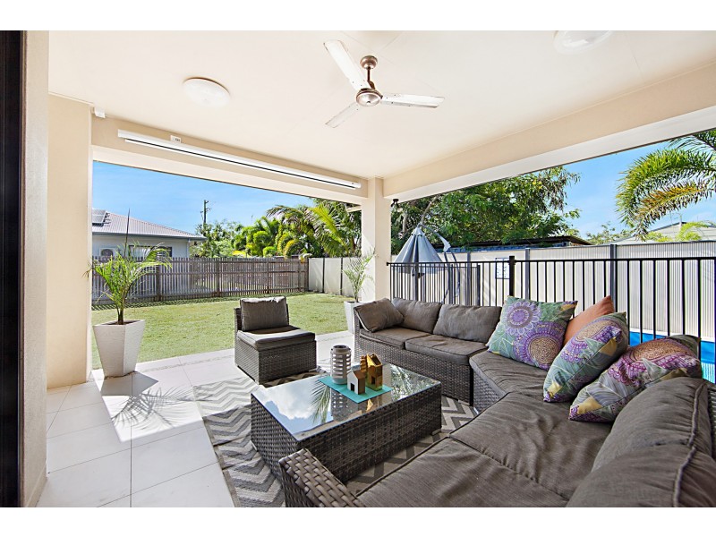 4 Ellendale Street, Mount Low QLD 4818