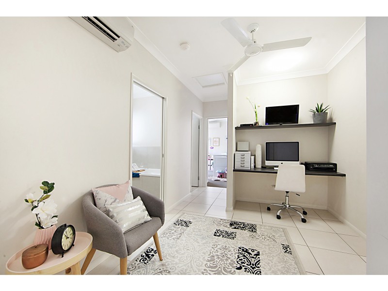 4 Ellendale Street, Mount Low QLD 4818