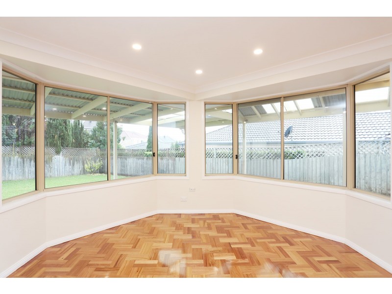 8 Gungarlin Drive, Horningsea Park NSW 2171