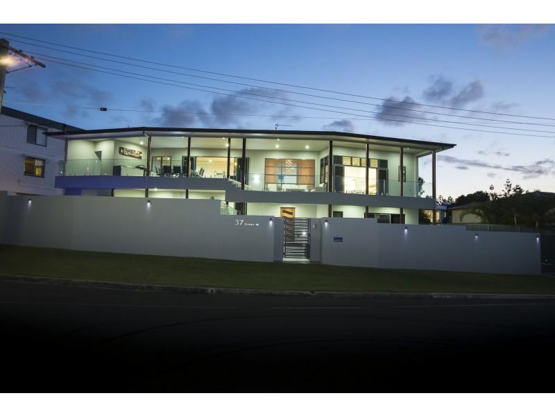 37 Ocean Street, Tannum Sands QLD 4680
