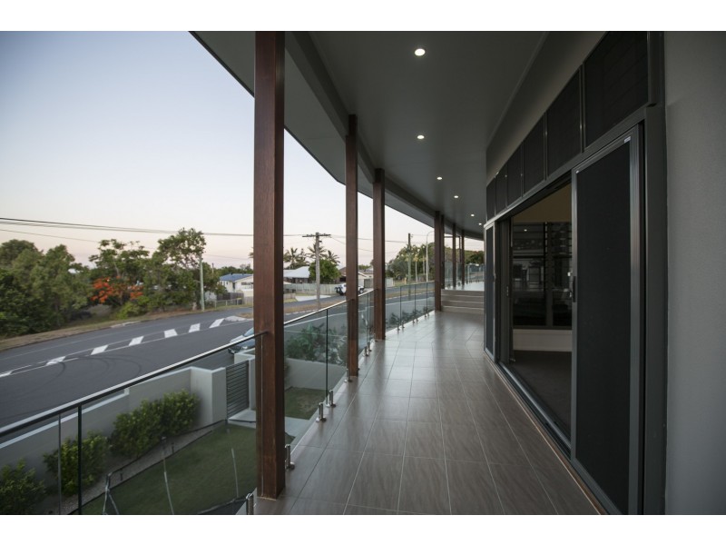 37 Ocean Street, Tannum Sands QLD 4680