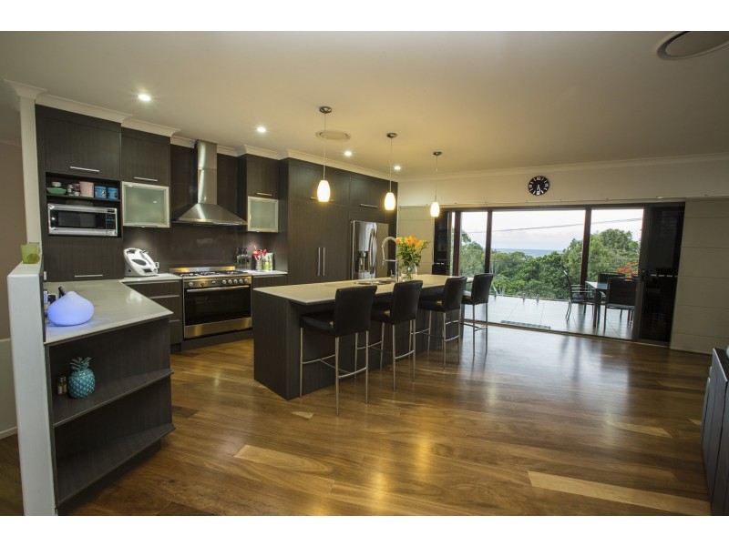 37 Ocean Street, Tannum Sands QLD 4680