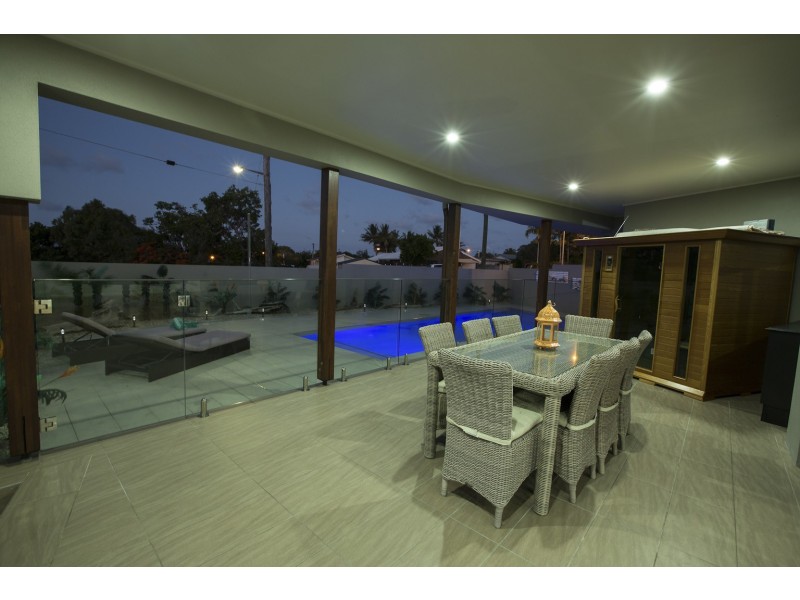 37 Ocean Street, Tannum Sands QLD 4680