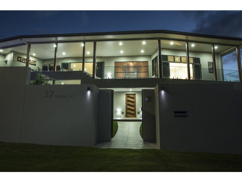 37 Ocean Street, Tannum Sands QLD 4680
