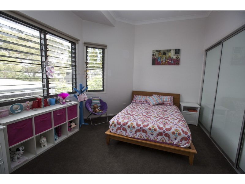 37 Ocean Street, Tannum Sands QLD 4680