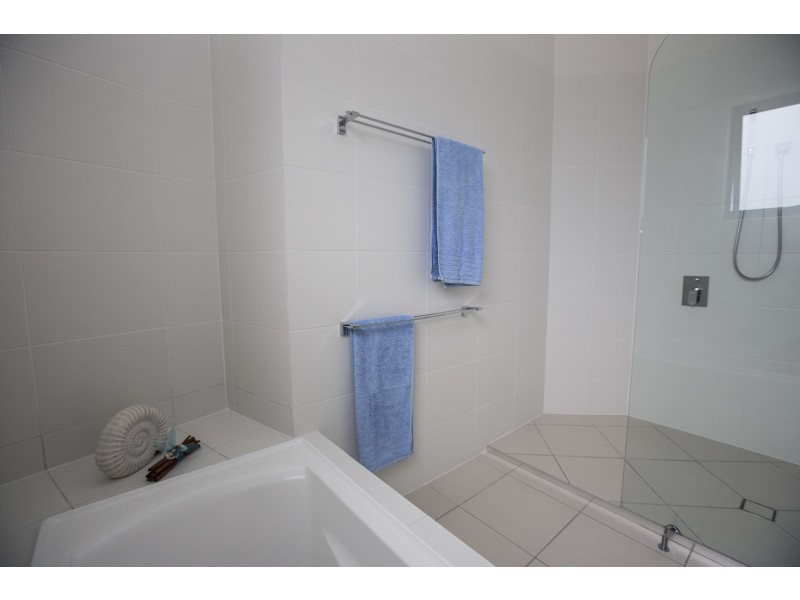 37 Ocean Street, Tannum Sands QLD 4680