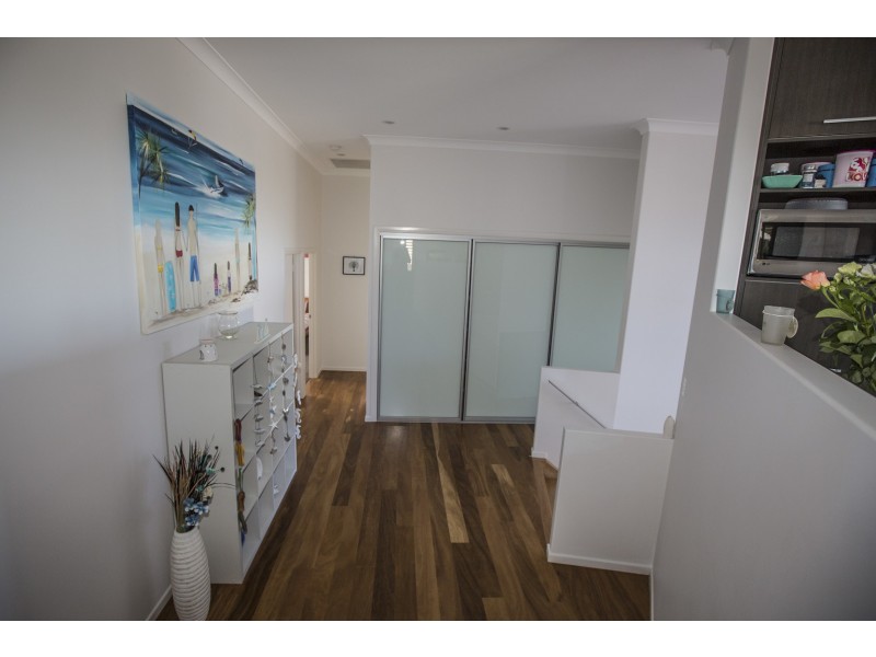 37 Ocean Street, Tannum Sands QLD 4680