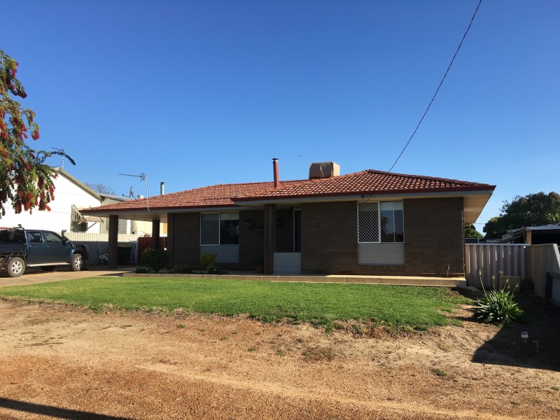20 Fox Street, Narrogin WA 6312
