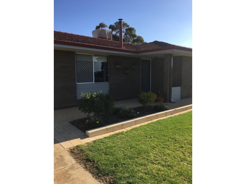 20 Fox Street, Narrogin WA 6312