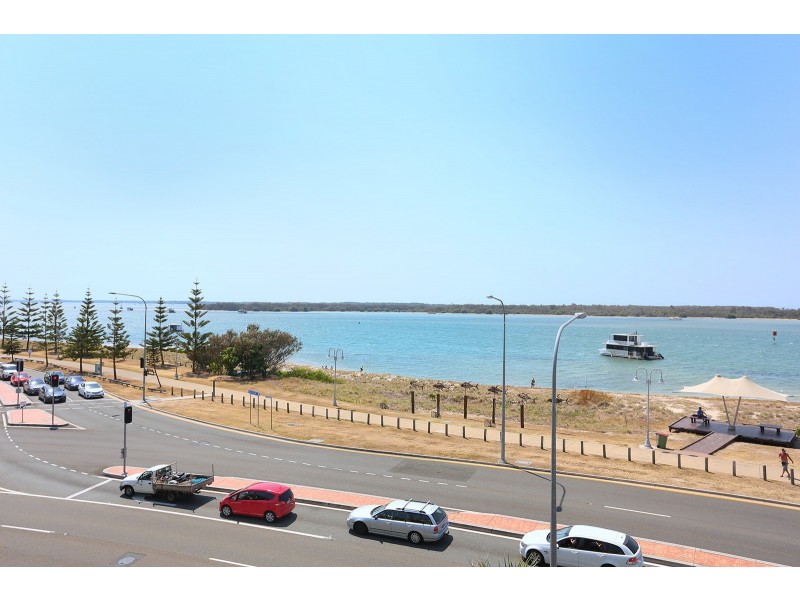 329/392 Marine Parade, Labrador QLD 4215