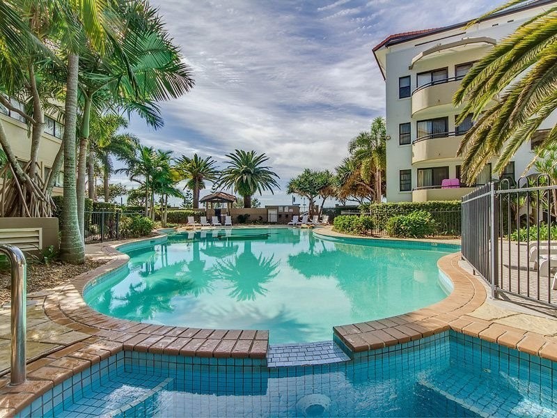 329/392 Marine Parade, Labrador QLD 4215