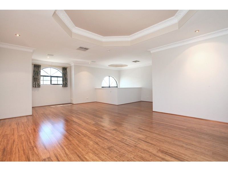 7 Lookout Circle, Ellenbrook WA 6069