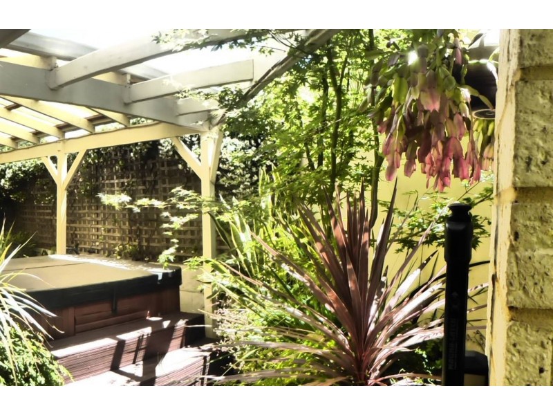 25 Queen Street, Maylands WA 6051