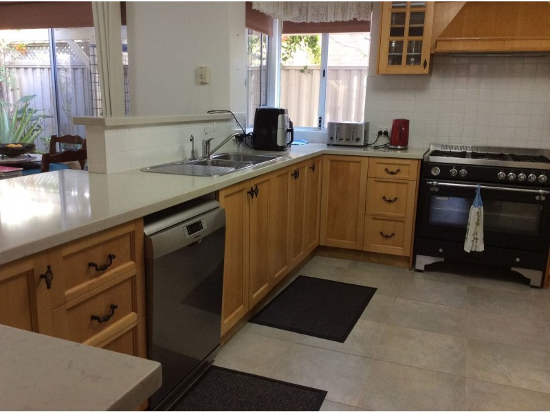 25 Queen Street, Maylands WA 6051