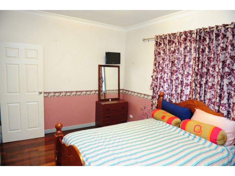 362 Flinders Street, Nollamara WA 6061