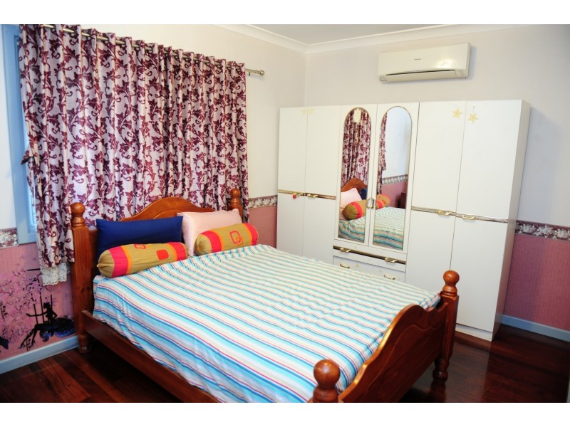 362 Flinders Street, Nollamara WA 6061