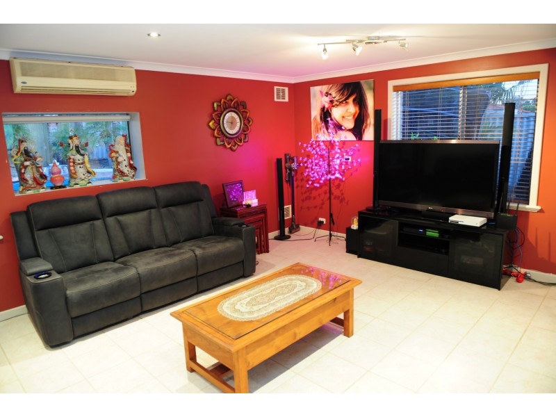 362 Flinders Street, Nollamara WA 6061