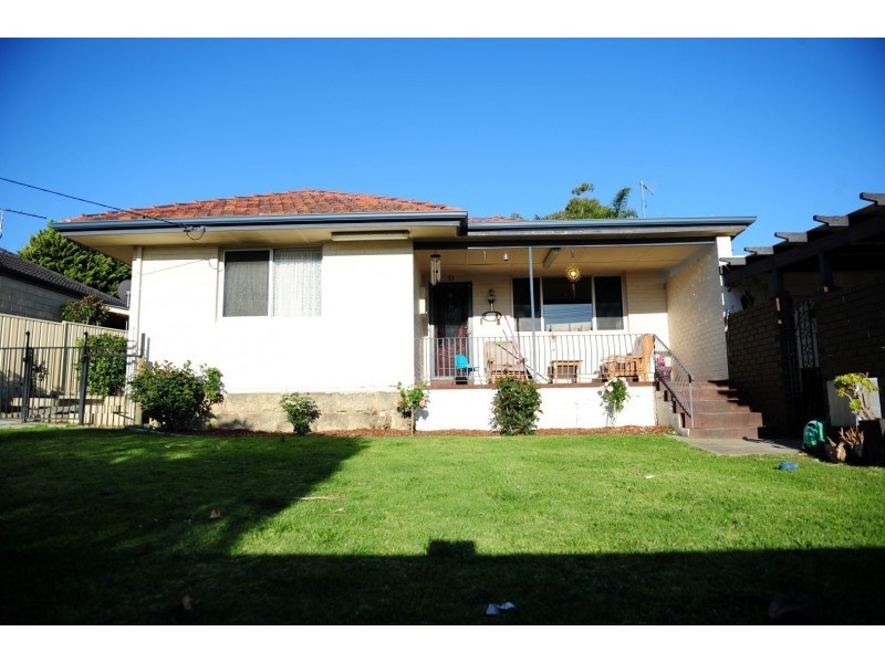 362 Flinders Street, Nollamara WA 6061