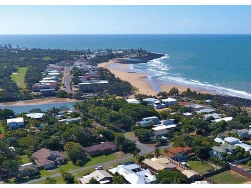 7 Bussey St, Bargara QLD 4670