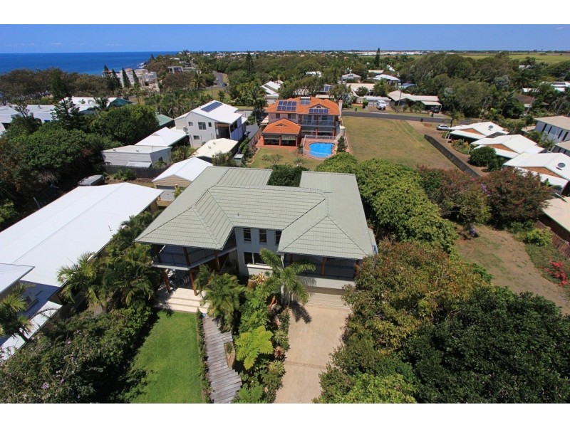7 Bussey St, Bargara QLD 4670