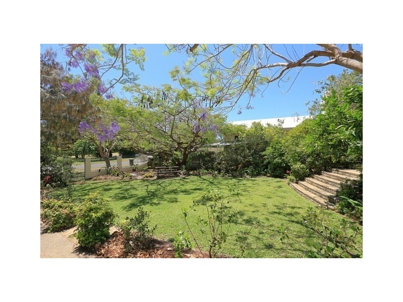 7 Bussey St, Bargara QLD 4670