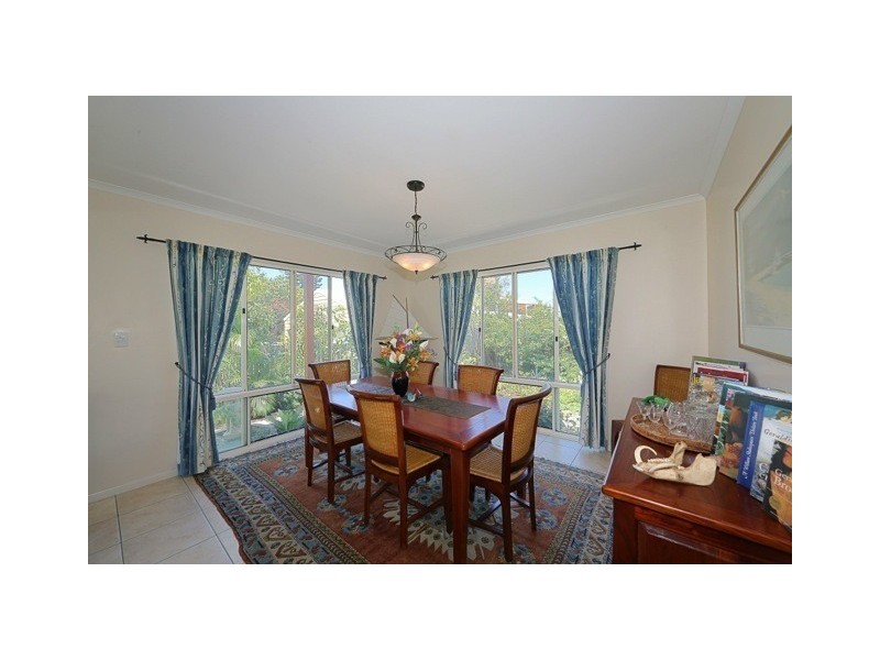 7 Bussey St, Bargara QLD 4670