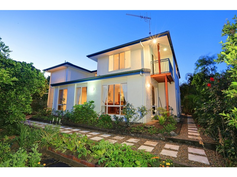 7 Bussey St, Bargara QLD 4670
