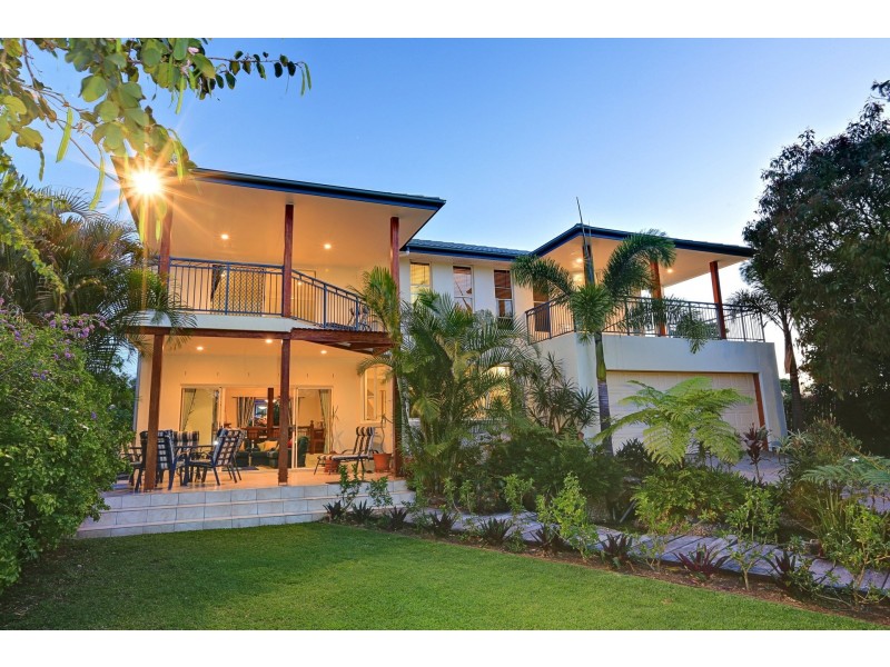 7 Bussey St, Bargara QLD 4670