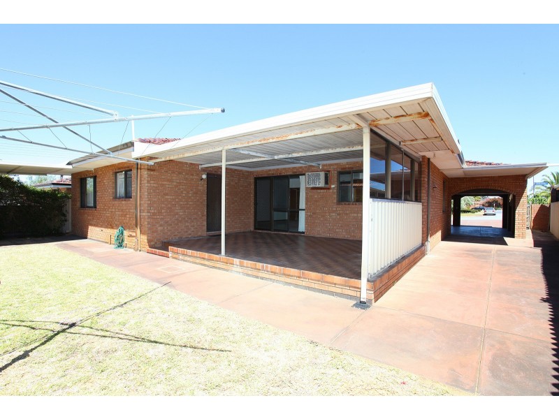 20 Kookaburra Street, Stirling WA 6021