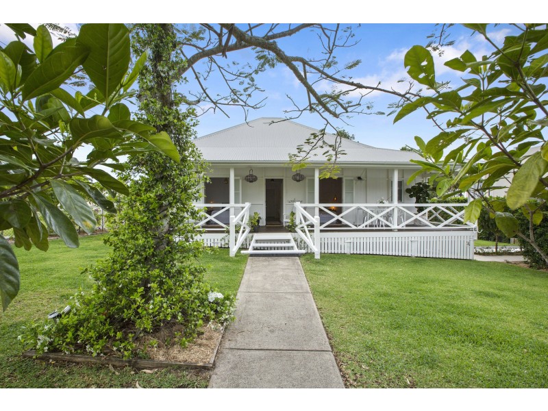 65 Ward Street, Tewantin QLD 4565