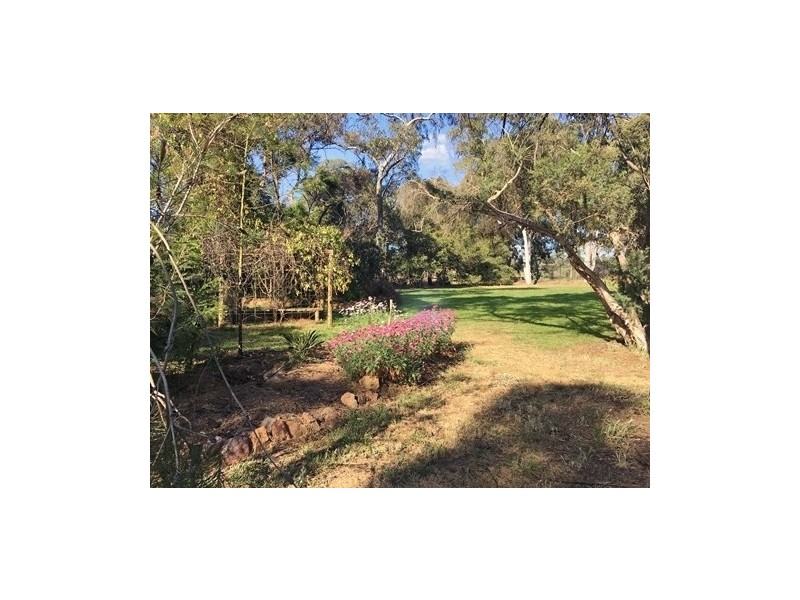 93 Howards Lane, Kyabram VIC 3620