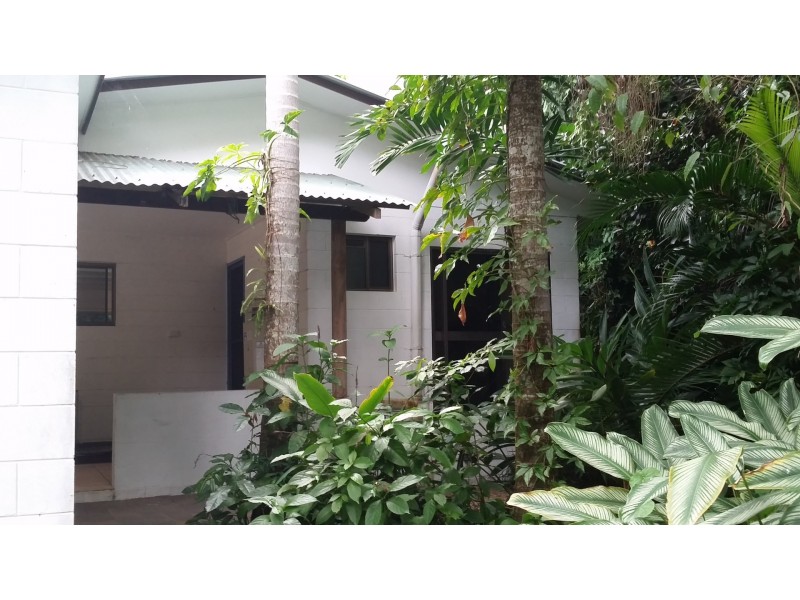 10 Morgano Street, Bingil Bay QLD 4852