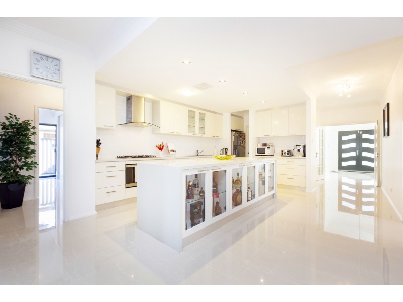 75 Tindal Avenue, Beeliar WA 6164