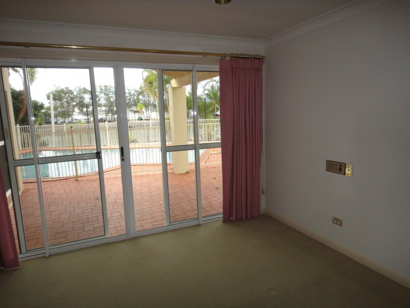 10/131 Morala Avenue, Runaway Bay QLD 4216